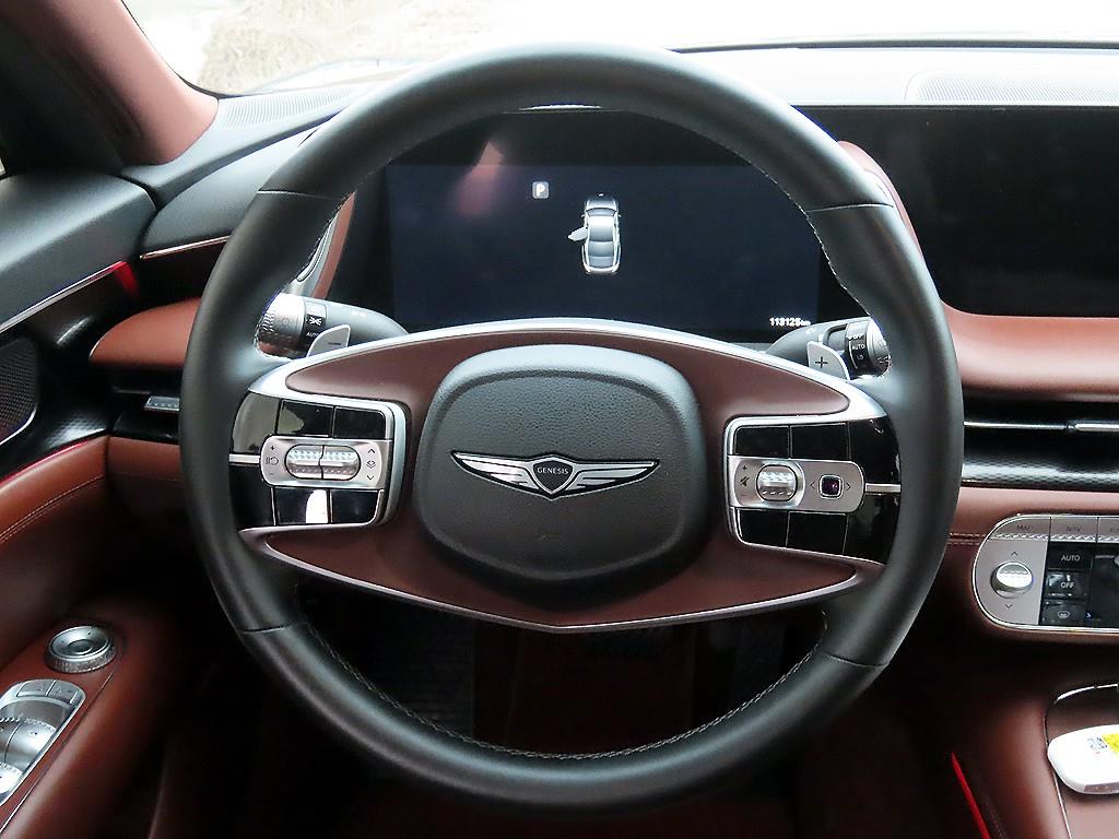 Genesis G90 - Vista 7