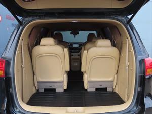 KIA Carnival - Vista 10