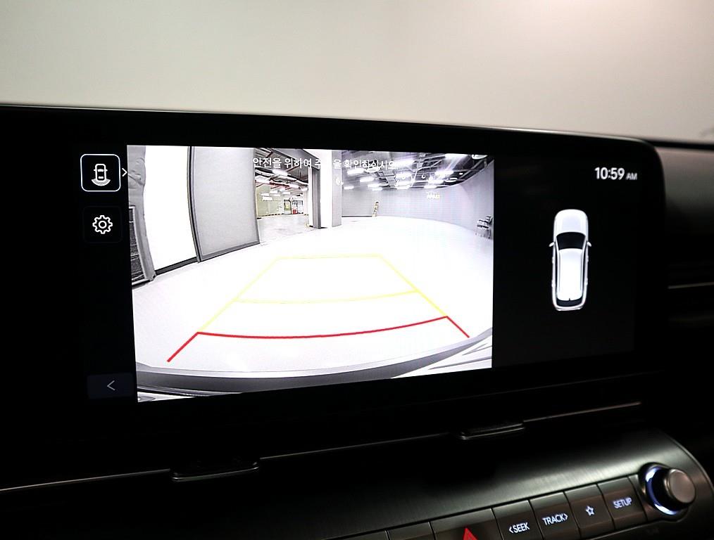 HYUNDAI Kona - Vista 12