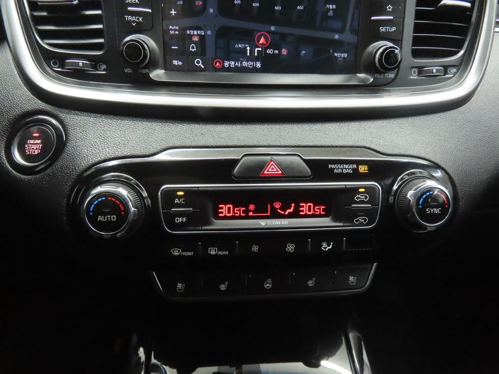 KIA Sorento - Vista 12
