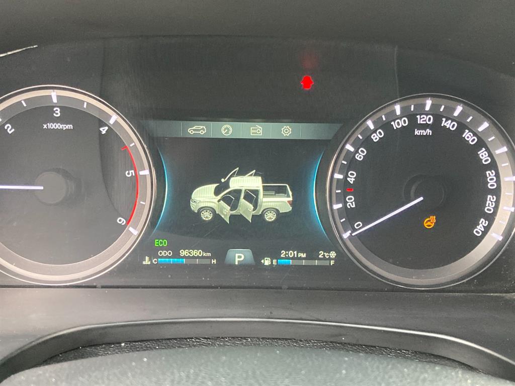 Ssangyong Rexton - Vista 9