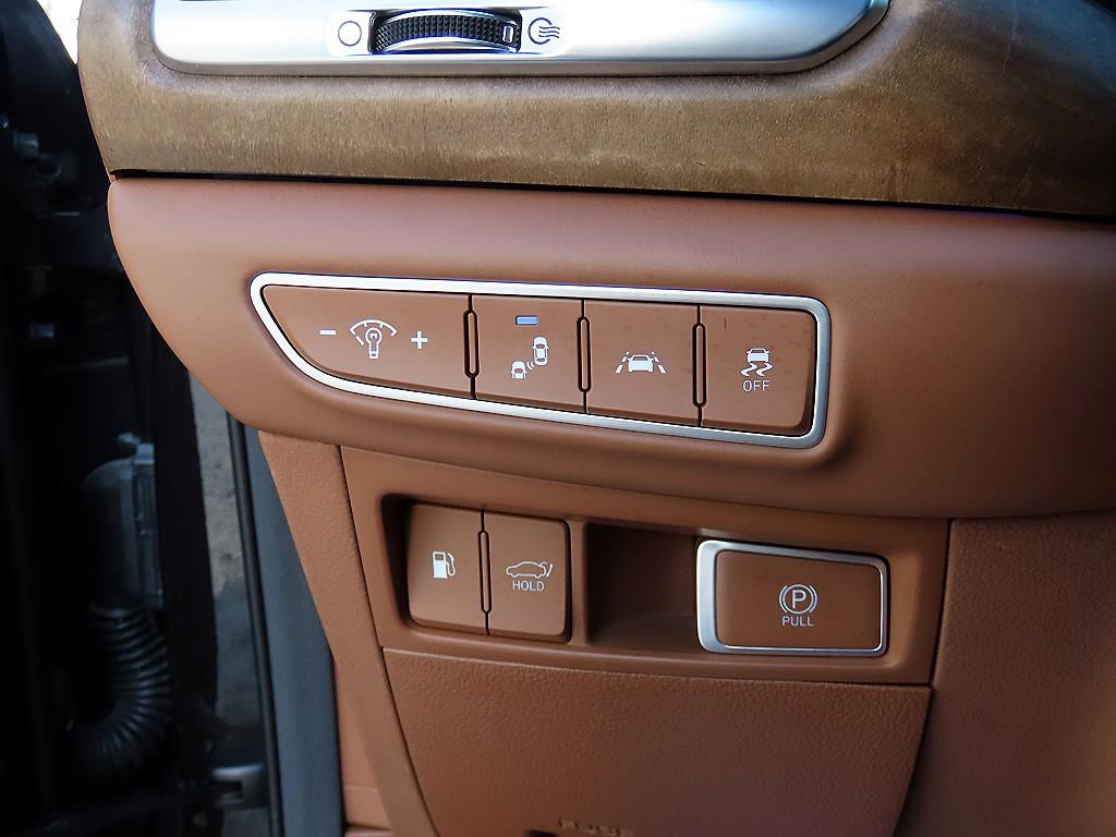 Genesis G90 2019 Negro - Importación desde Corea - HF Imports Iquique - Foto 13