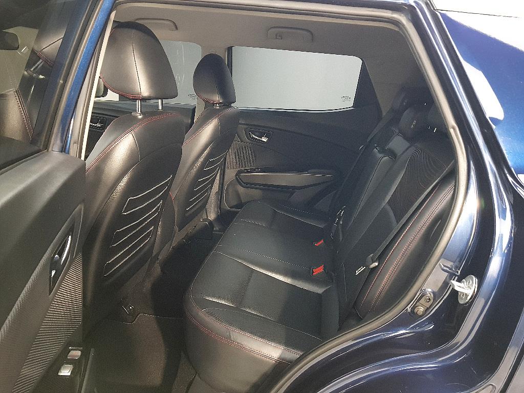 Ssangyong Tivoli - Vista 9