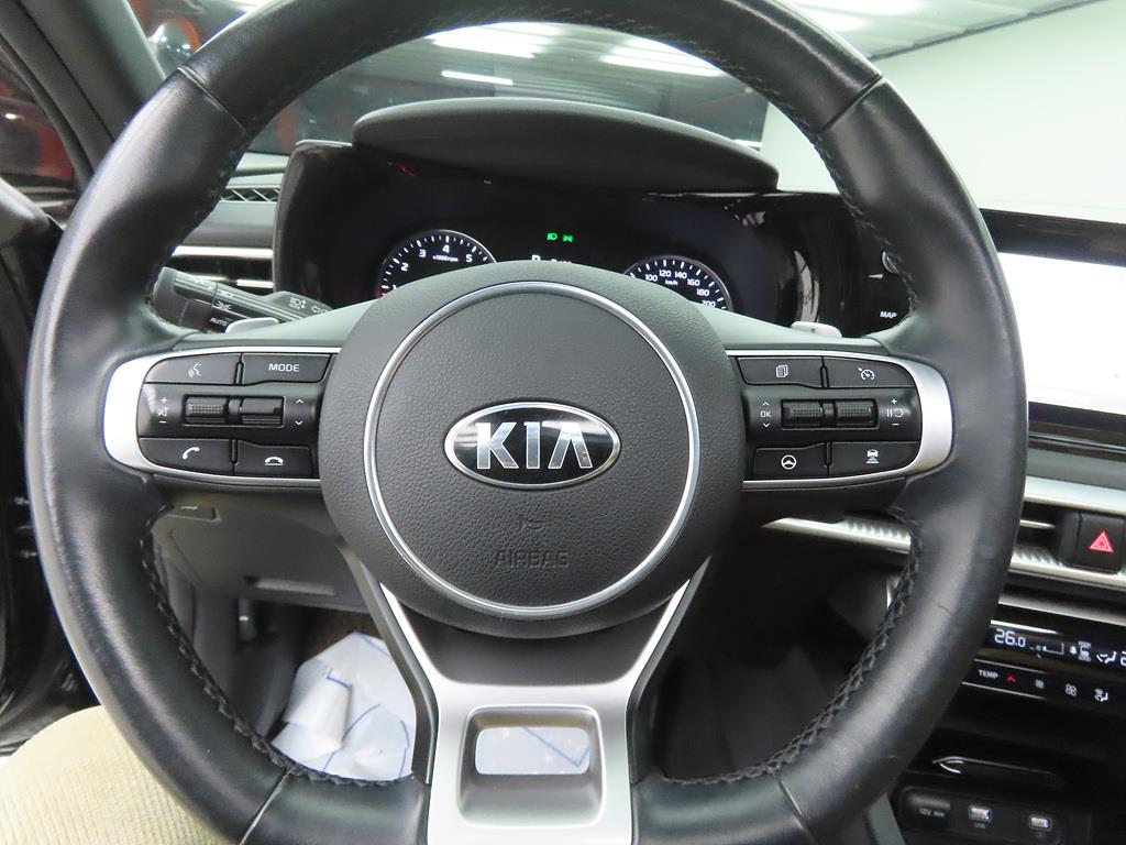 KIA K5 - Vista 8