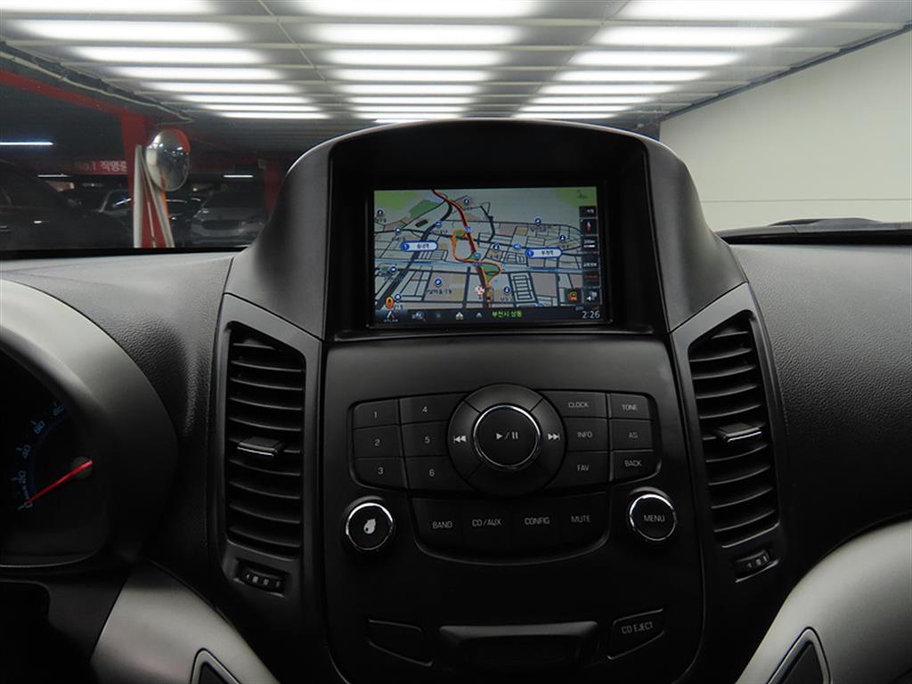 Chevrolet Orlando 2015 Blanco - Importación desde Corea - HF Imports Iquique - Foto 13