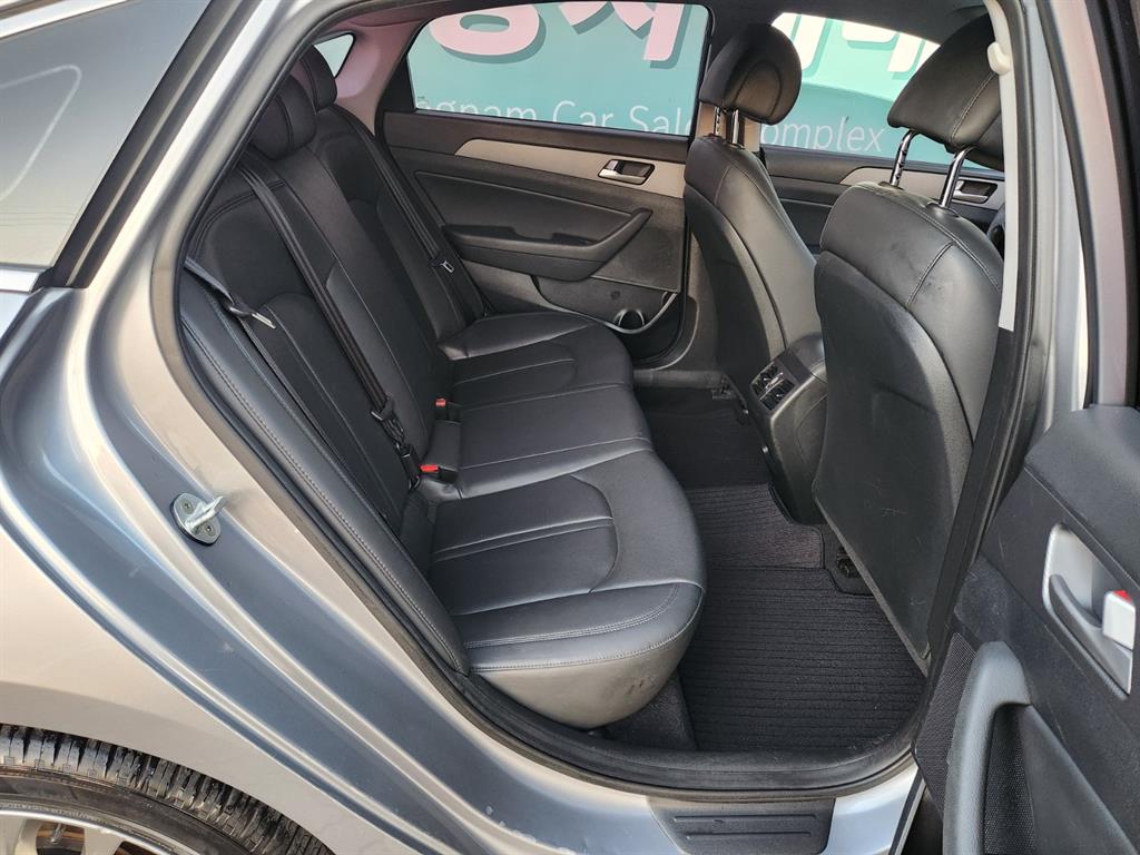 HYUNDAI Sonata - Vista 6