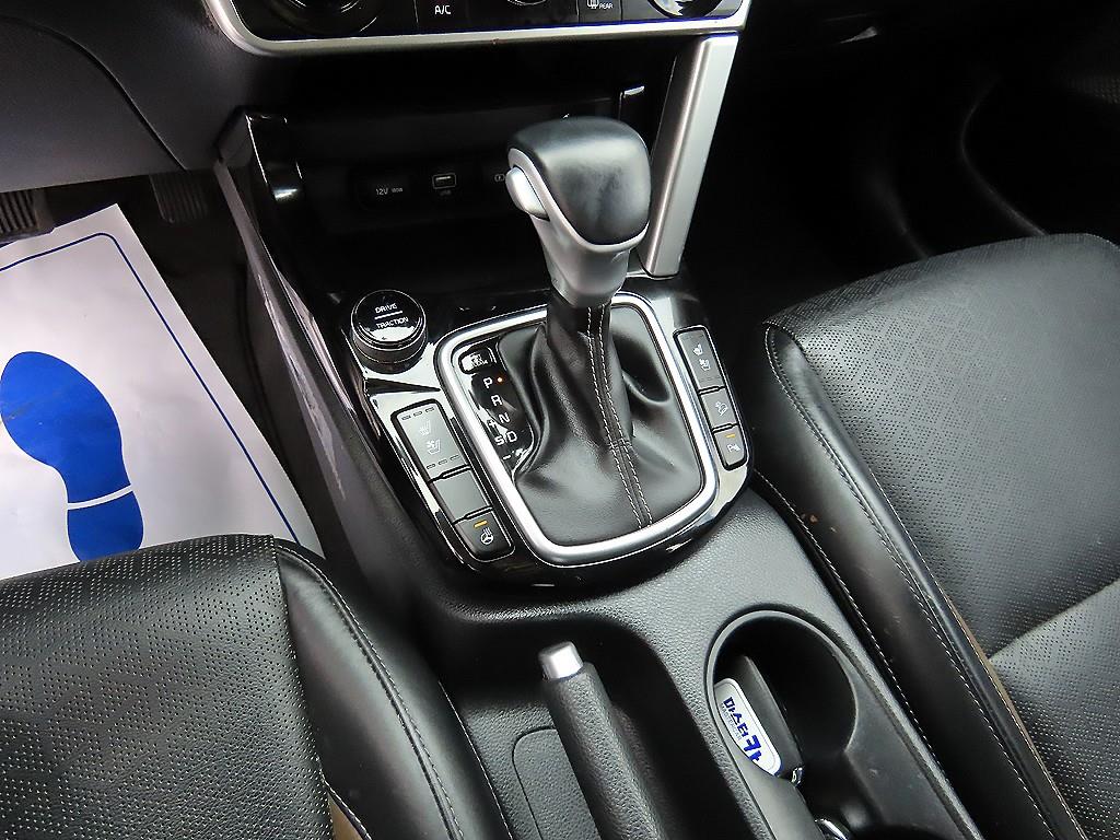 KIA Seltos - Vista 10