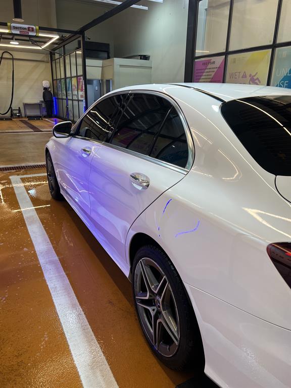 Mercedes Benz C Class - Vista 3