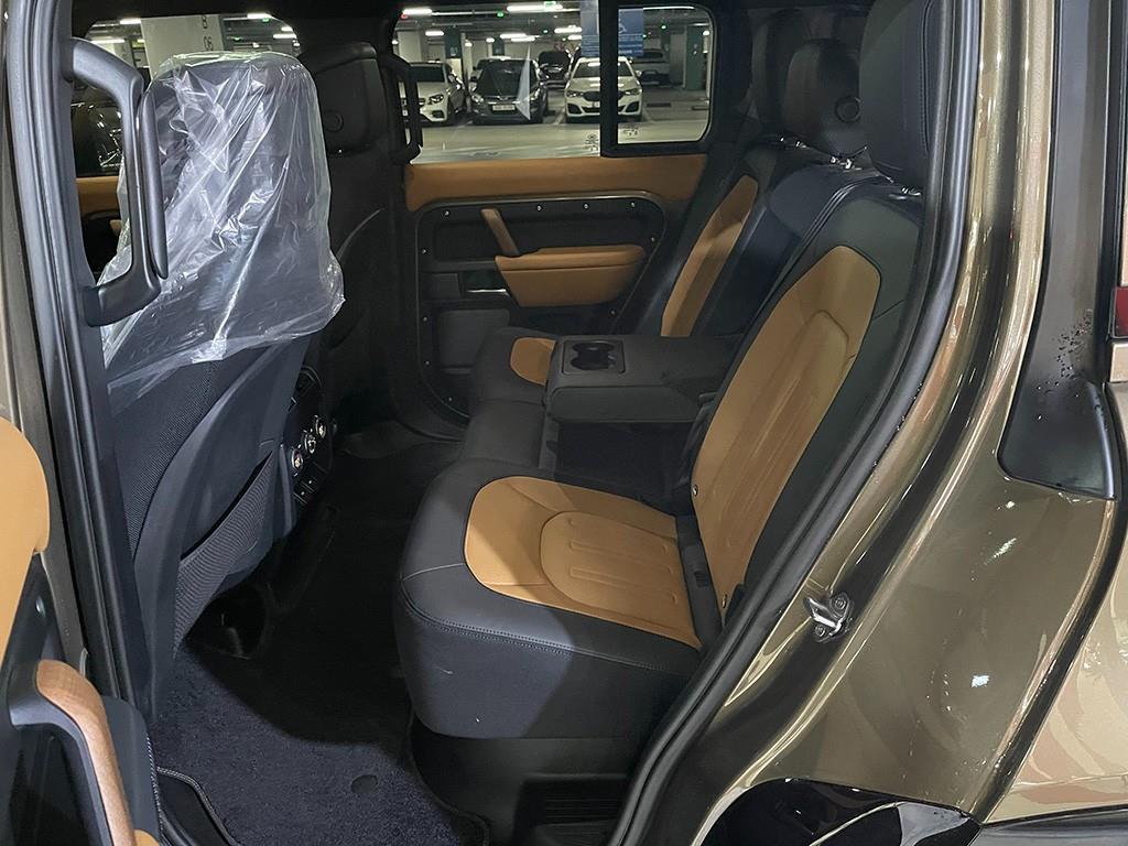 Land Rover Defender - Vista 6