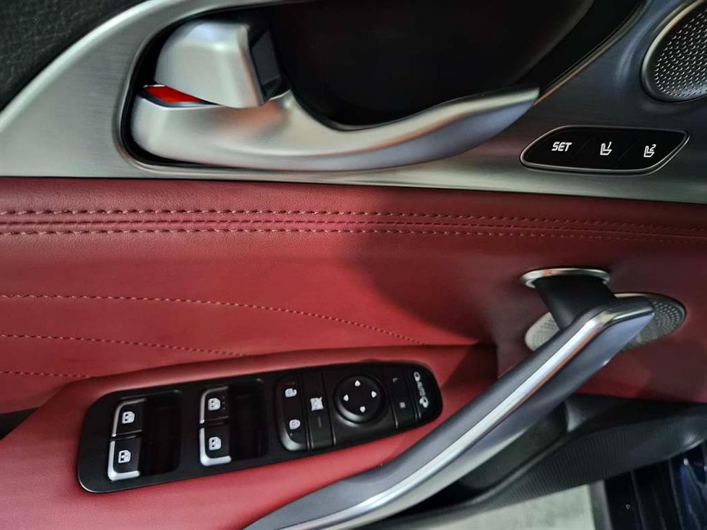 KIA Stinger - Vista 11