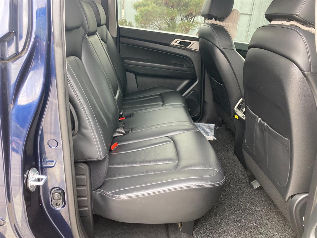 Ssangyong Rexton 2018 Azul - Importación desde Corea - HF Imports Iquique - Foto 16