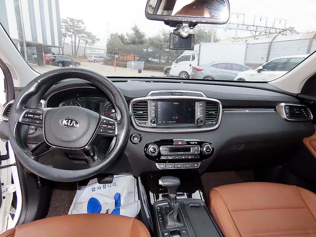 KIA Sorento - Vista 7