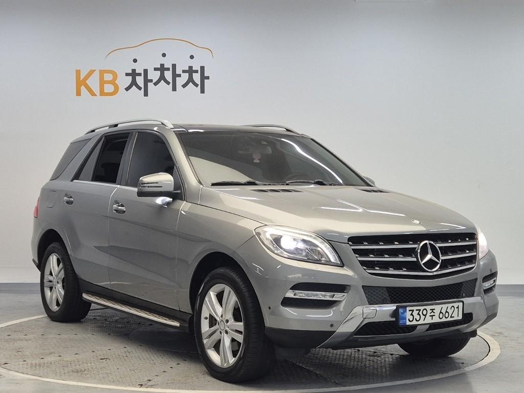 Mercedes Benz M Class - Vista 4