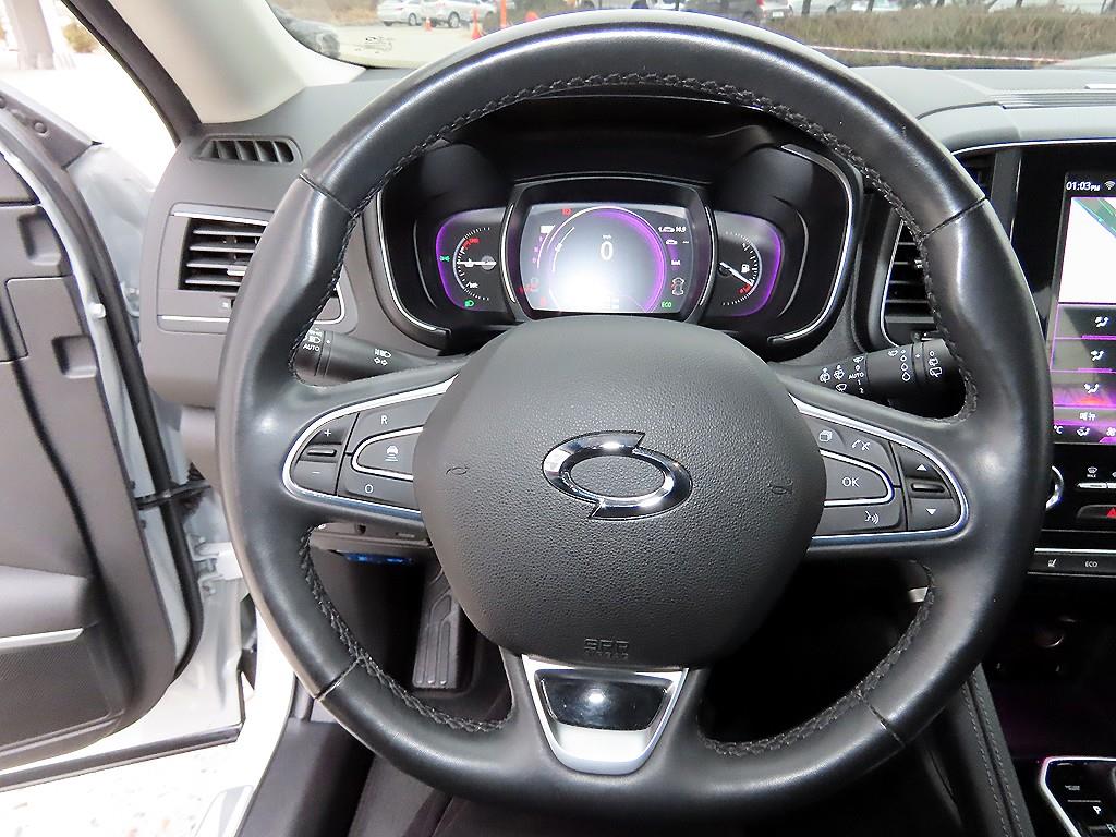 SAMSUNG QM6 - Vista 8