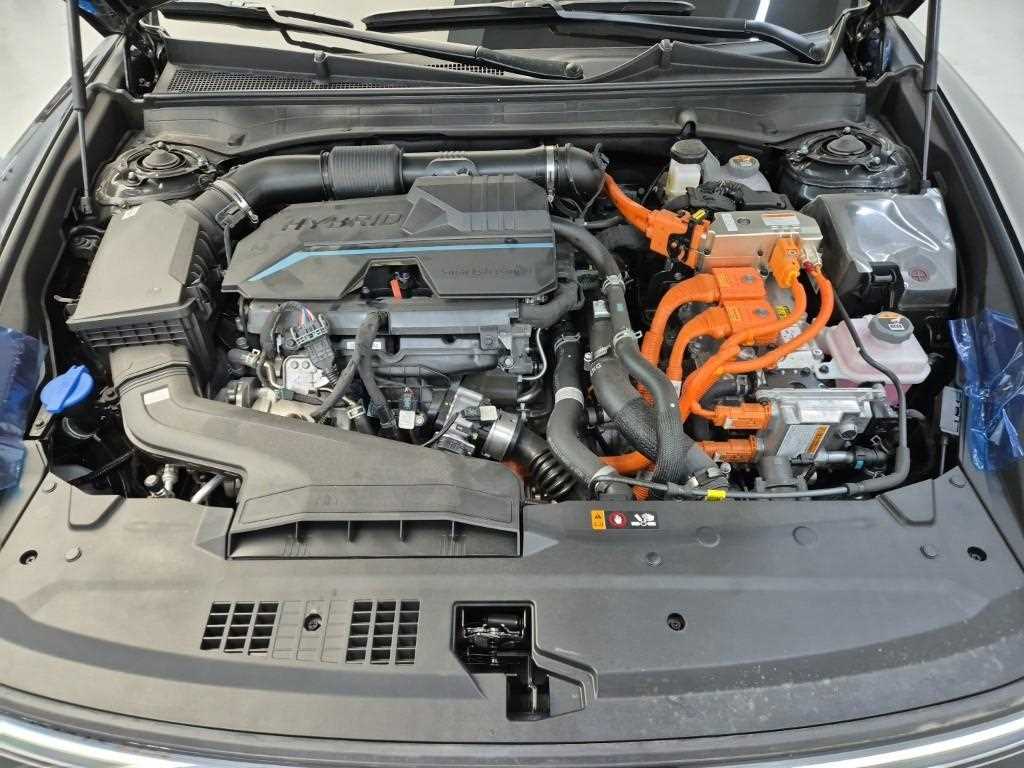 HYUNDAI Grandeur - Vista 5