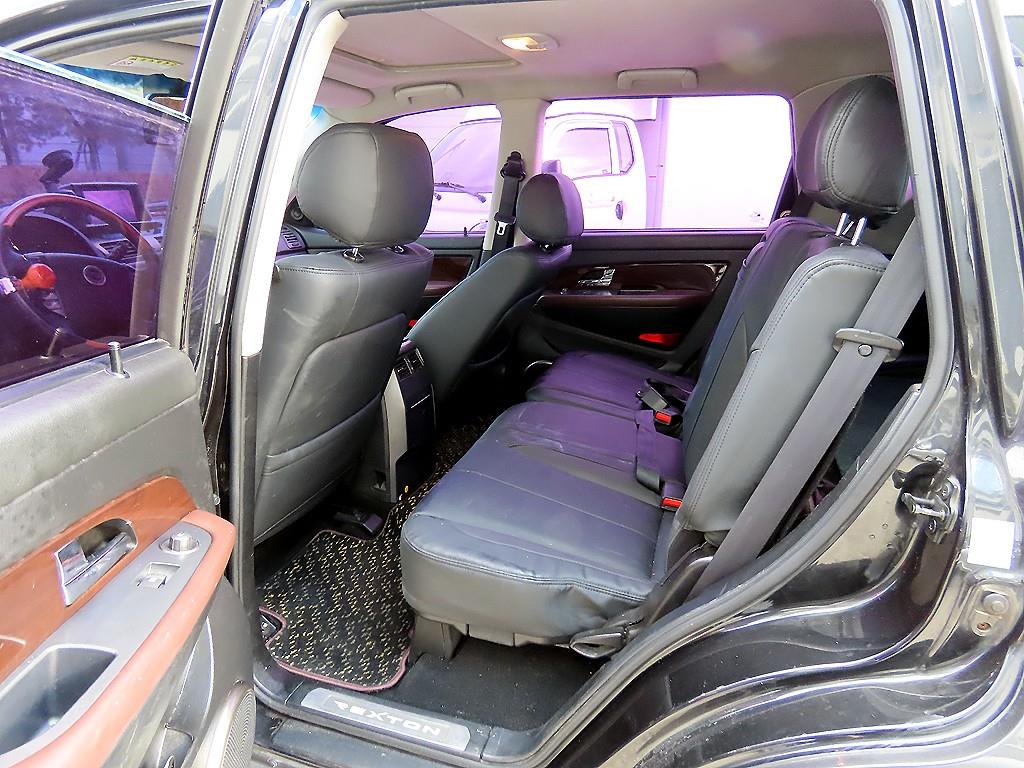 Ssangyong Rexton - Vista 6