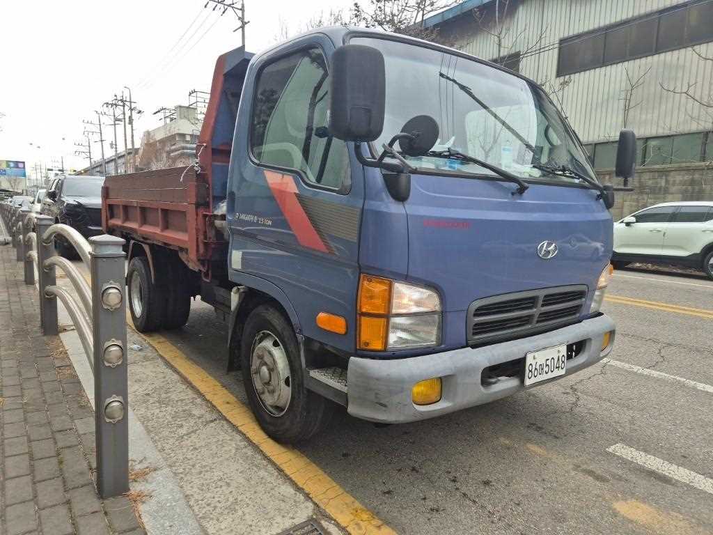 medium and large cargo dump - Vista 4