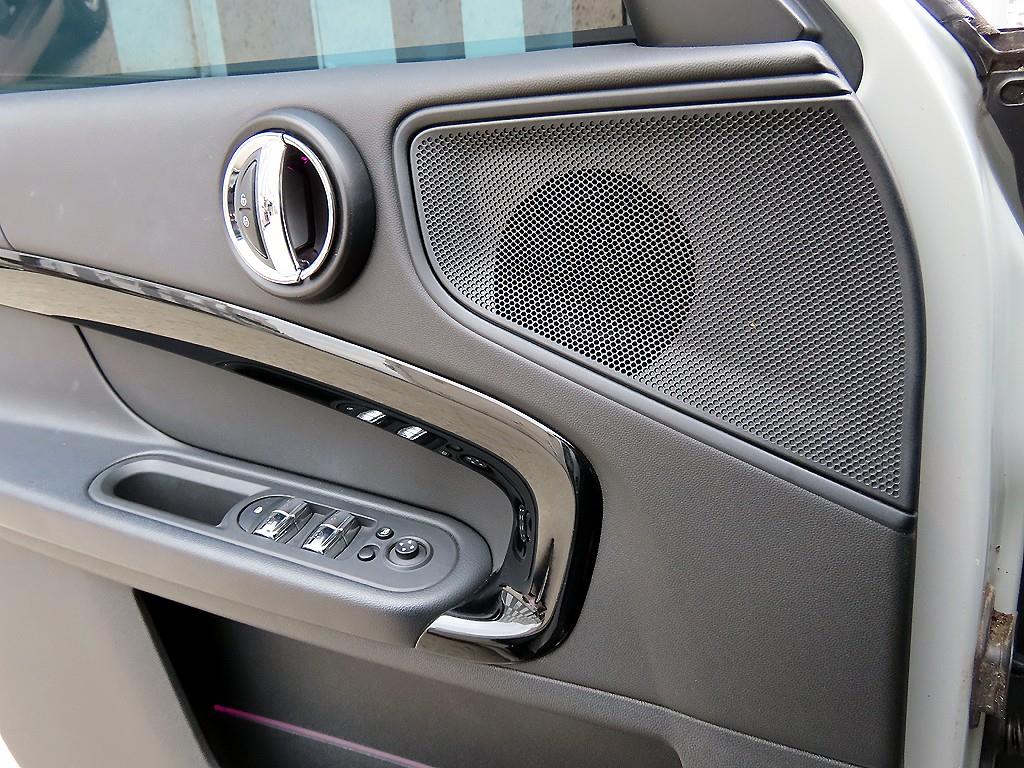 Mini Countryman - Vista 12