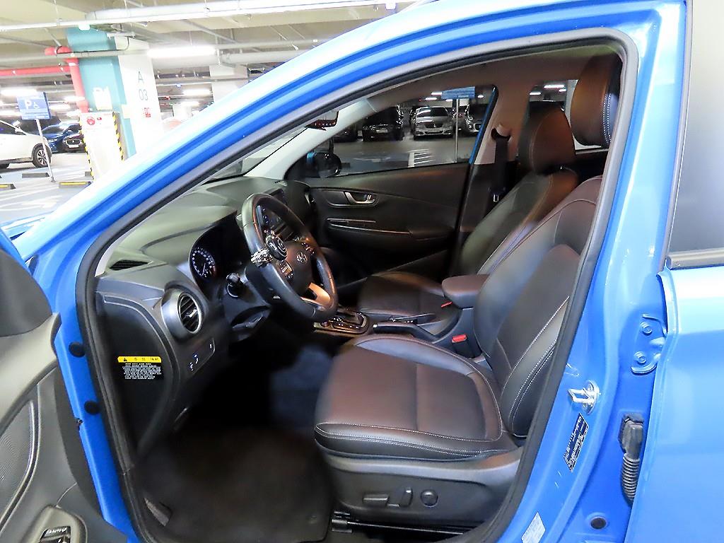 HYUNDAI Kona - Vista 5