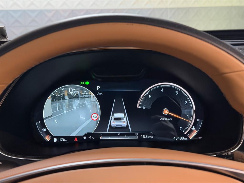 Genesis GV80 - Vista 9