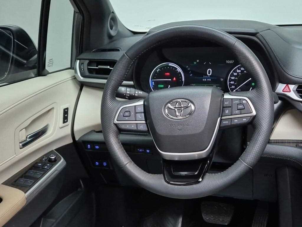 Toyota Siena - Vista 9