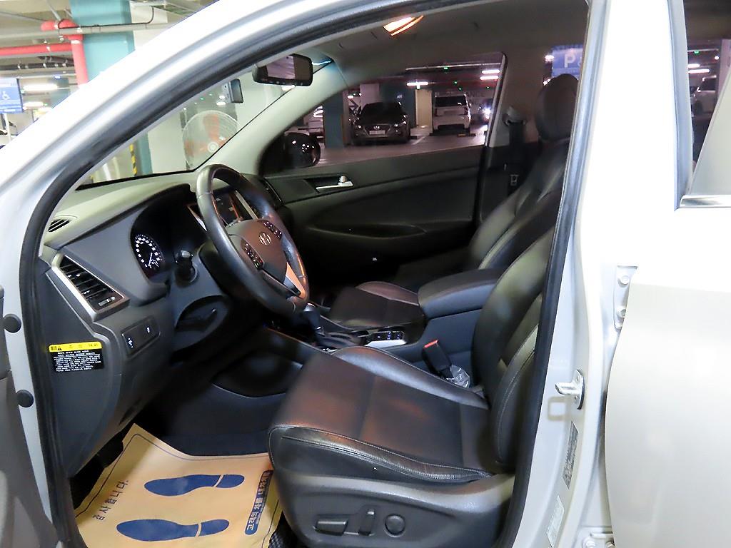 HYUNDAI Tucson - Vista 6