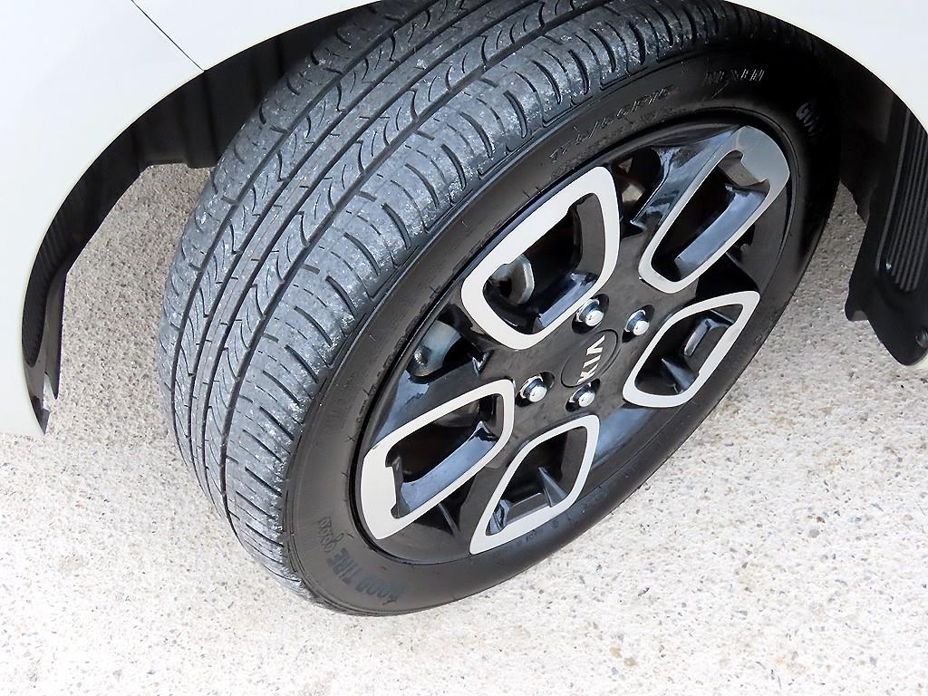 KIA Ray 2021 Gold color - Importación desde Corea - HF Imports Iquique - Foto 20