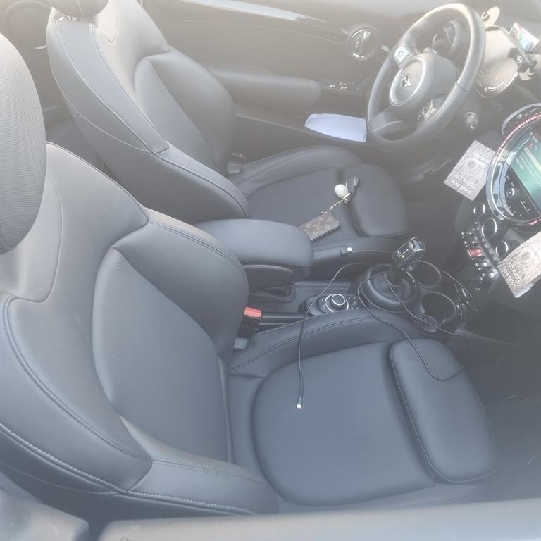 Mini Cooper Convertible - Vista 7