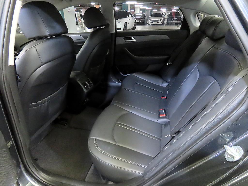 HYUNDAI Sonata - Vista 7