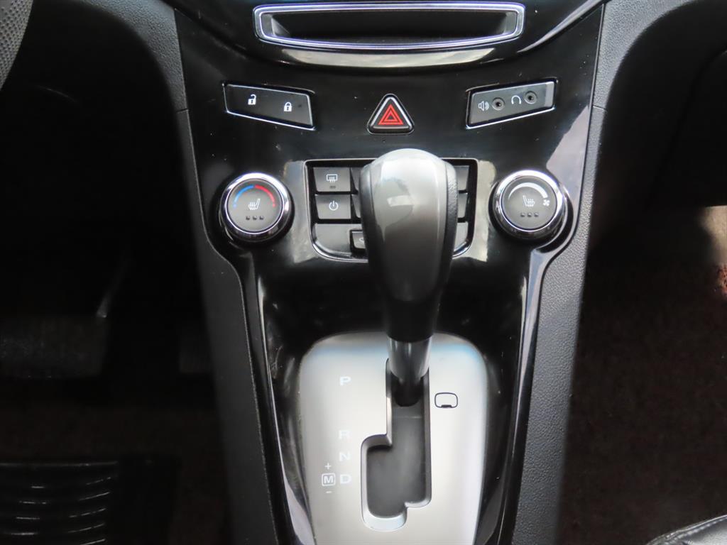 Chevrolet Orlando 2012 Blanco - Importación desde Corea - HF Imports Iquique - Foto 13