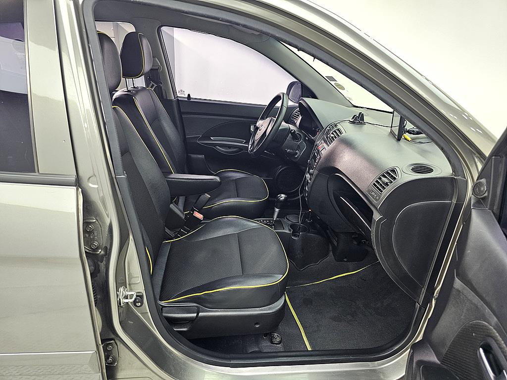 KIA Morning - Vista 11