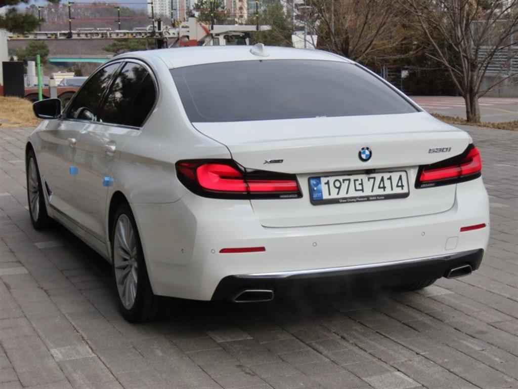 BMW 5 Series - Vista 7