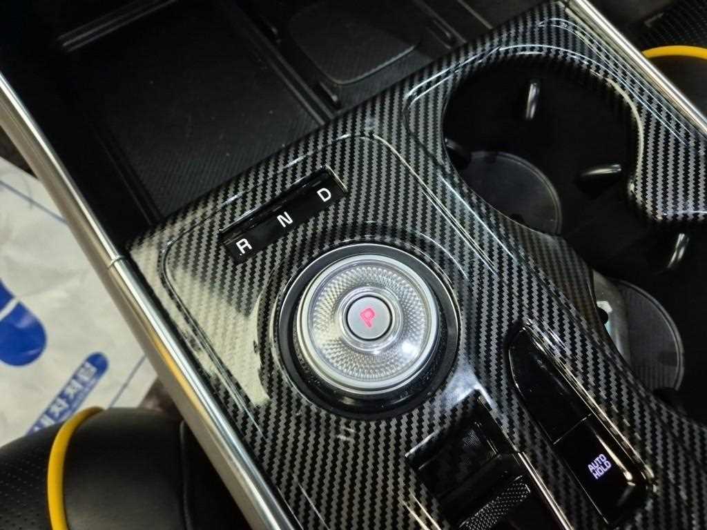 KIA Carnival - Vista 8