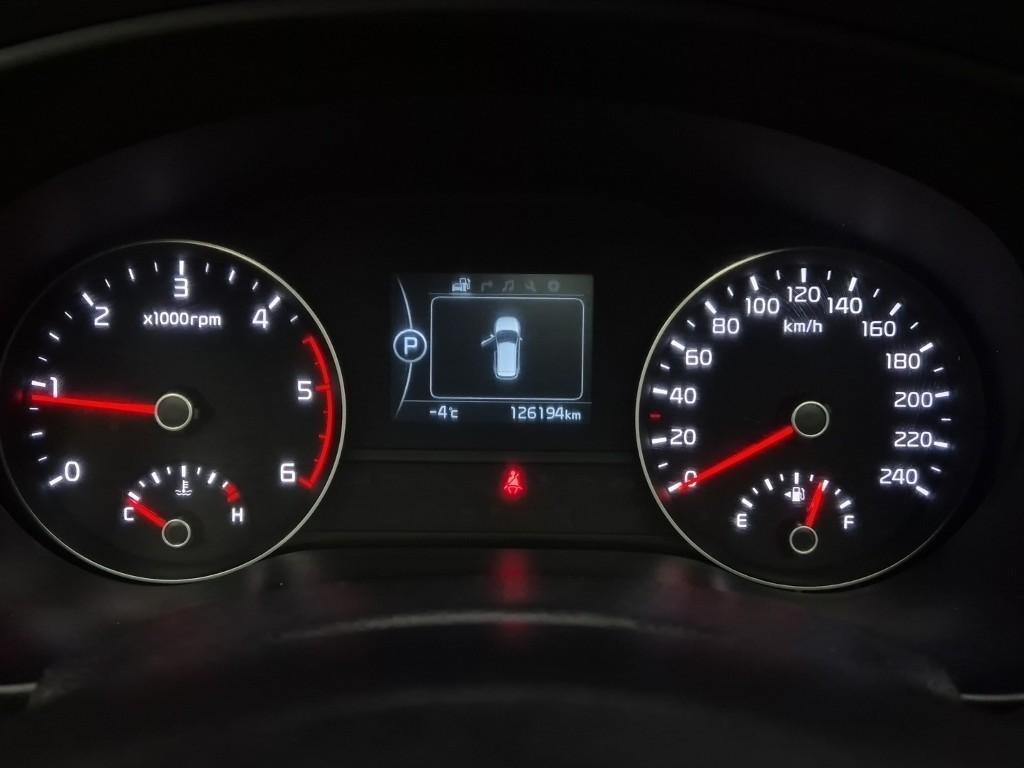 KIA Sportage - Vista 6