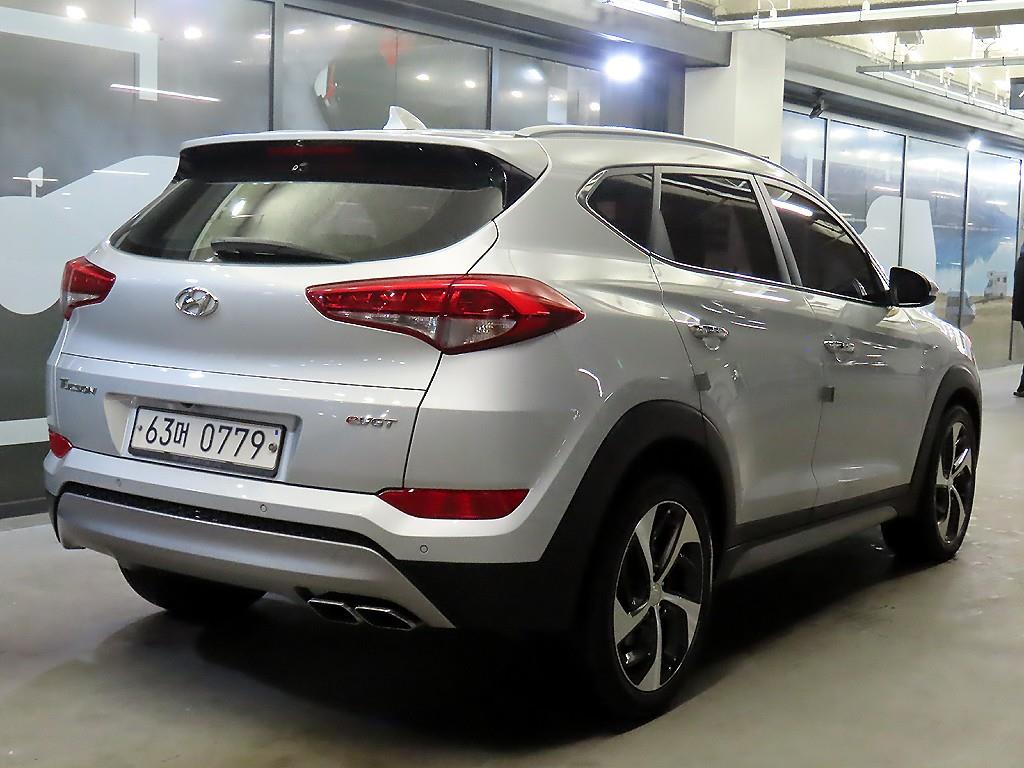 HYUNDAI Tucson - Vista 4