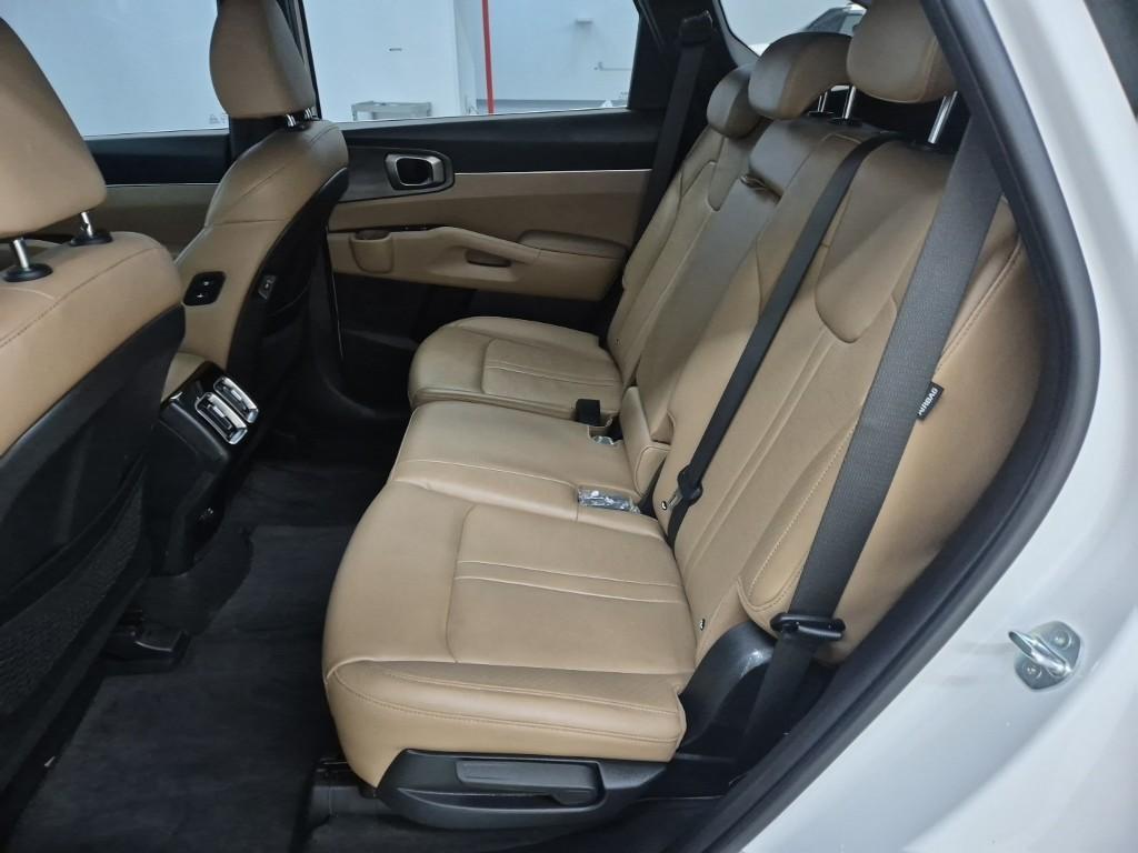 KIA Sorento - Vista 12