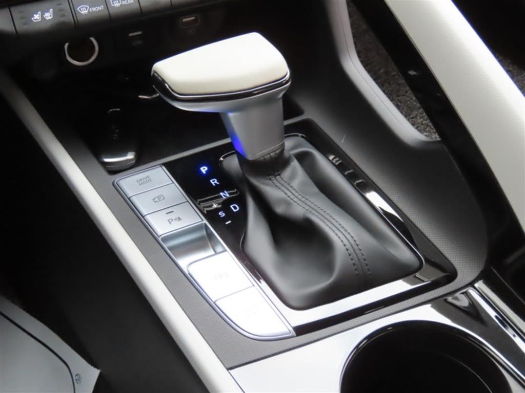 HYUNDAI Avante - Vista 11