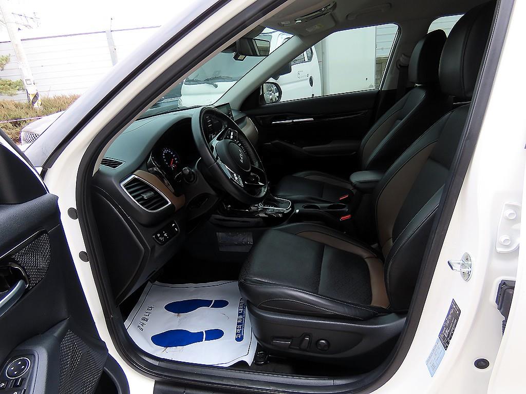 KIA Seltos - Vista 5