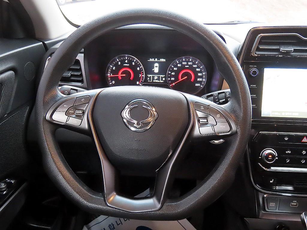 Ssangyong Tivoli - Vista 7