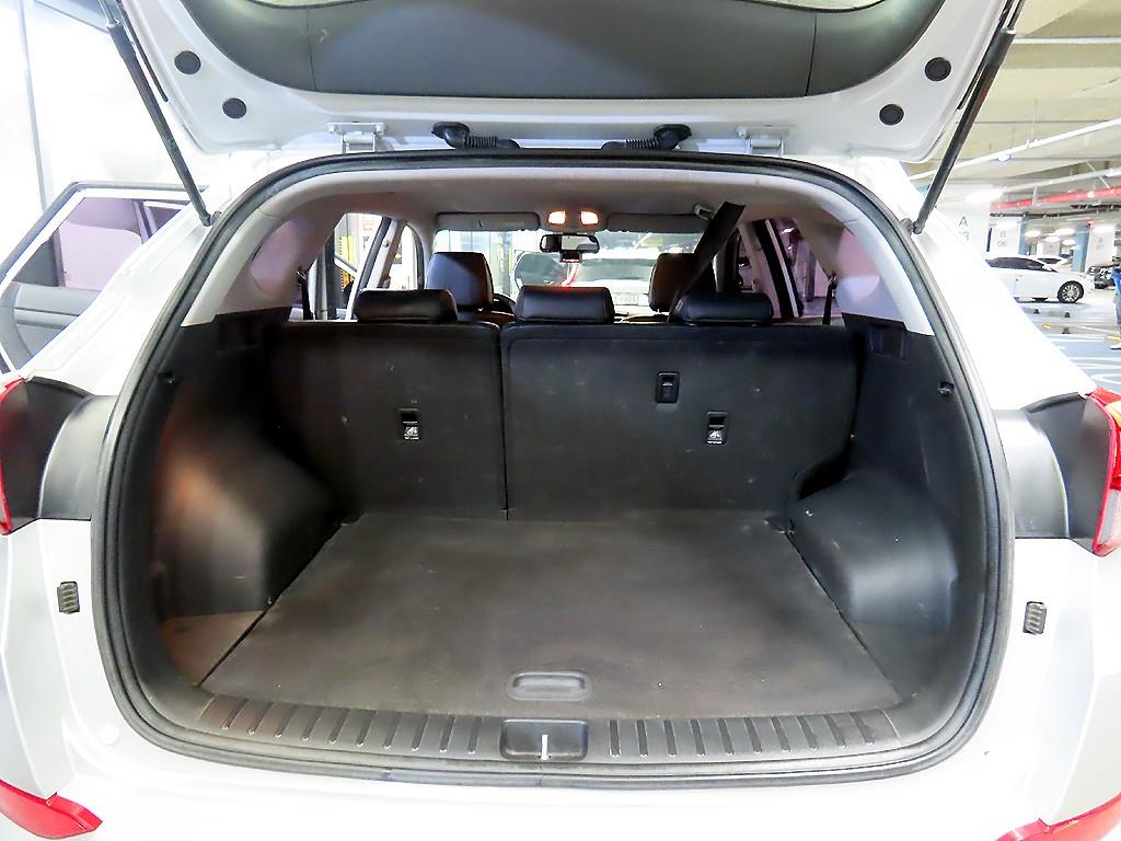 HYUNDAI Tucson 2017 Plateado - Importación desde Corea - HF Imports Iquique - Foto 18