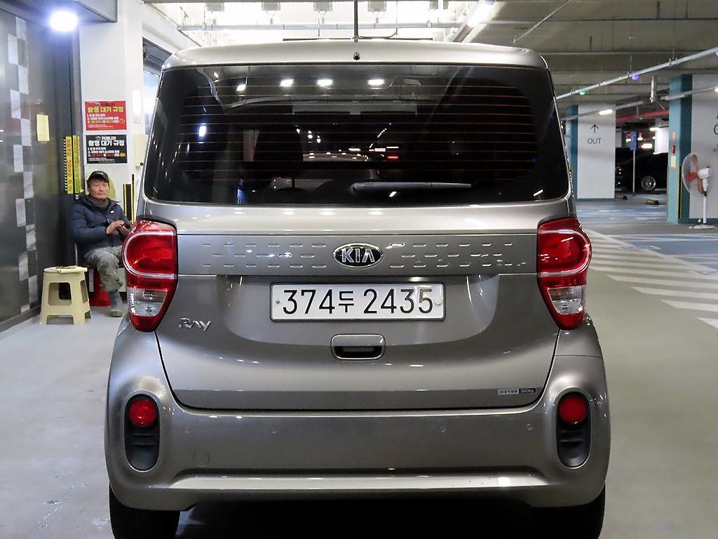 KIA Ray - Vista 5