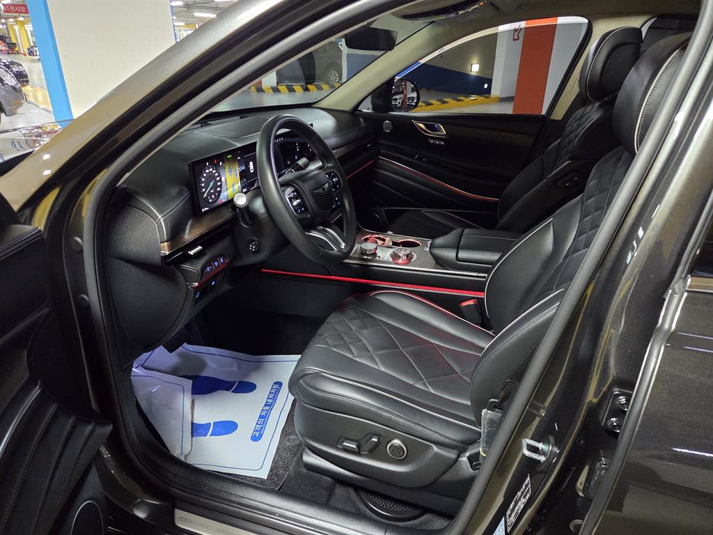 Genesis GV80 - Vista 11