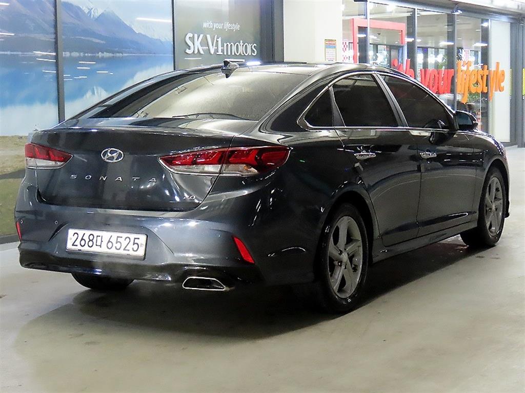 HYUNDAI Sonata - Vista 4