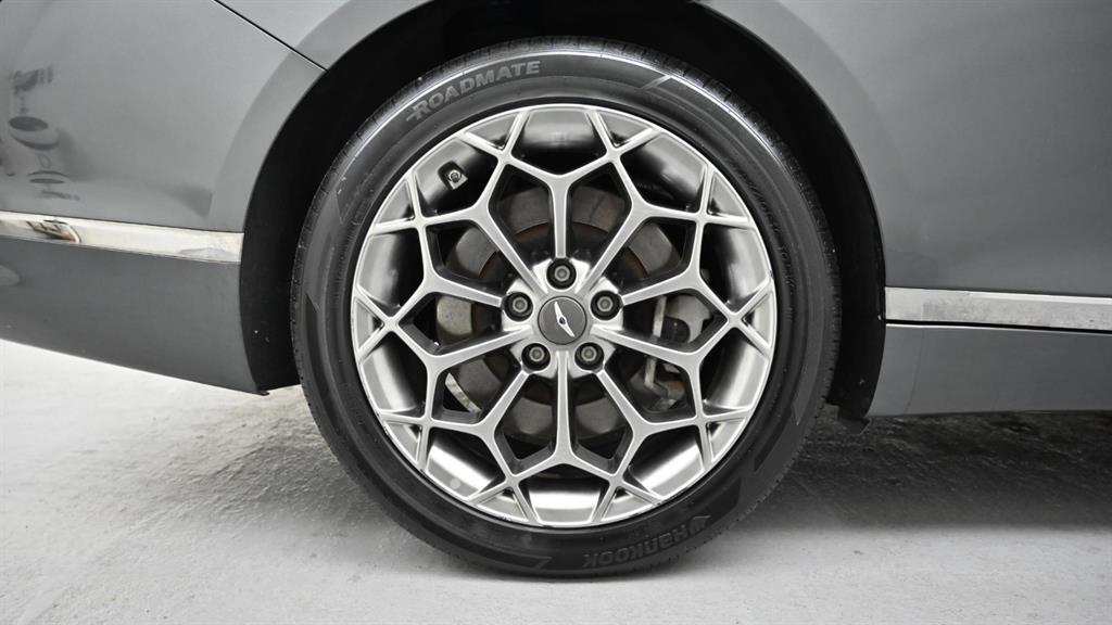 Genesis G80 - Vista 5