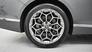 Genesis G80 - Vista 6