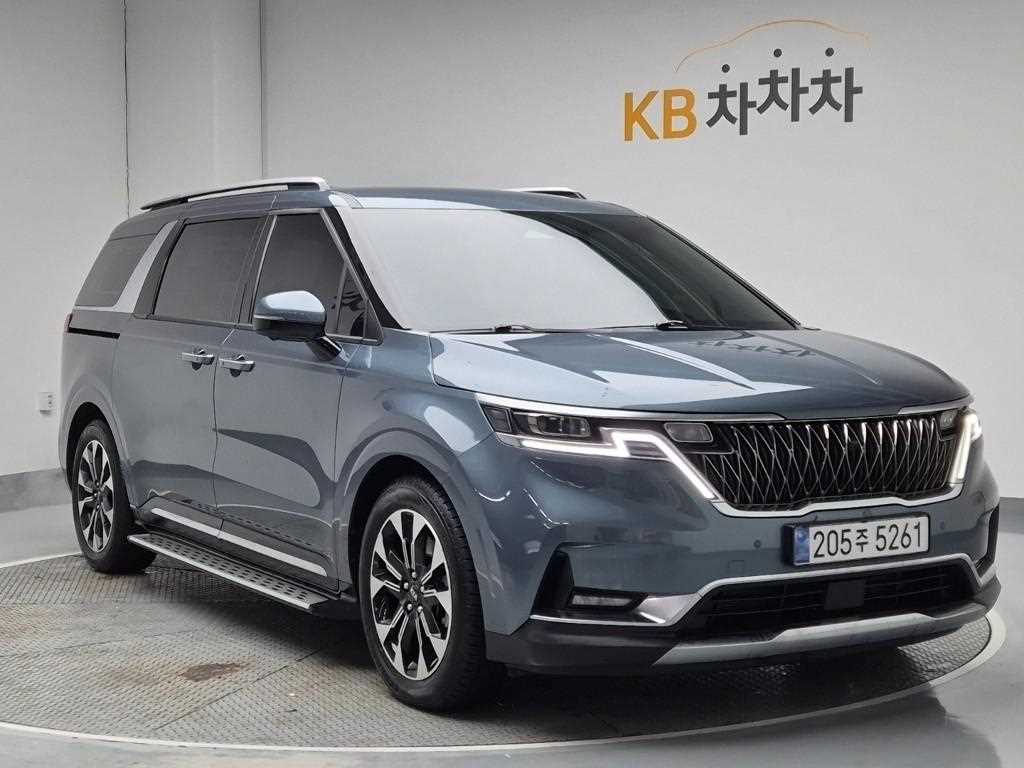 KIA Carnival - Vista 4