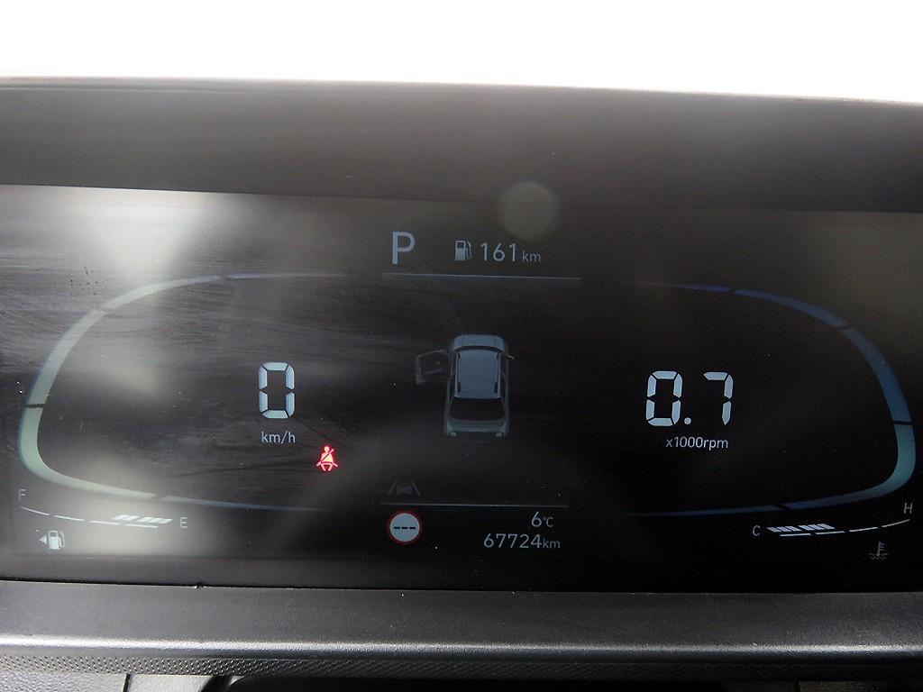 HYUNDAI Casper - Vista 12