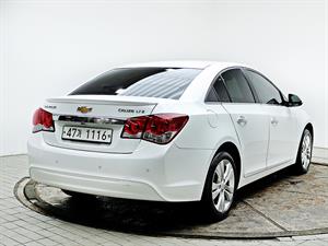 Chevrolet Cruise - Vista 8