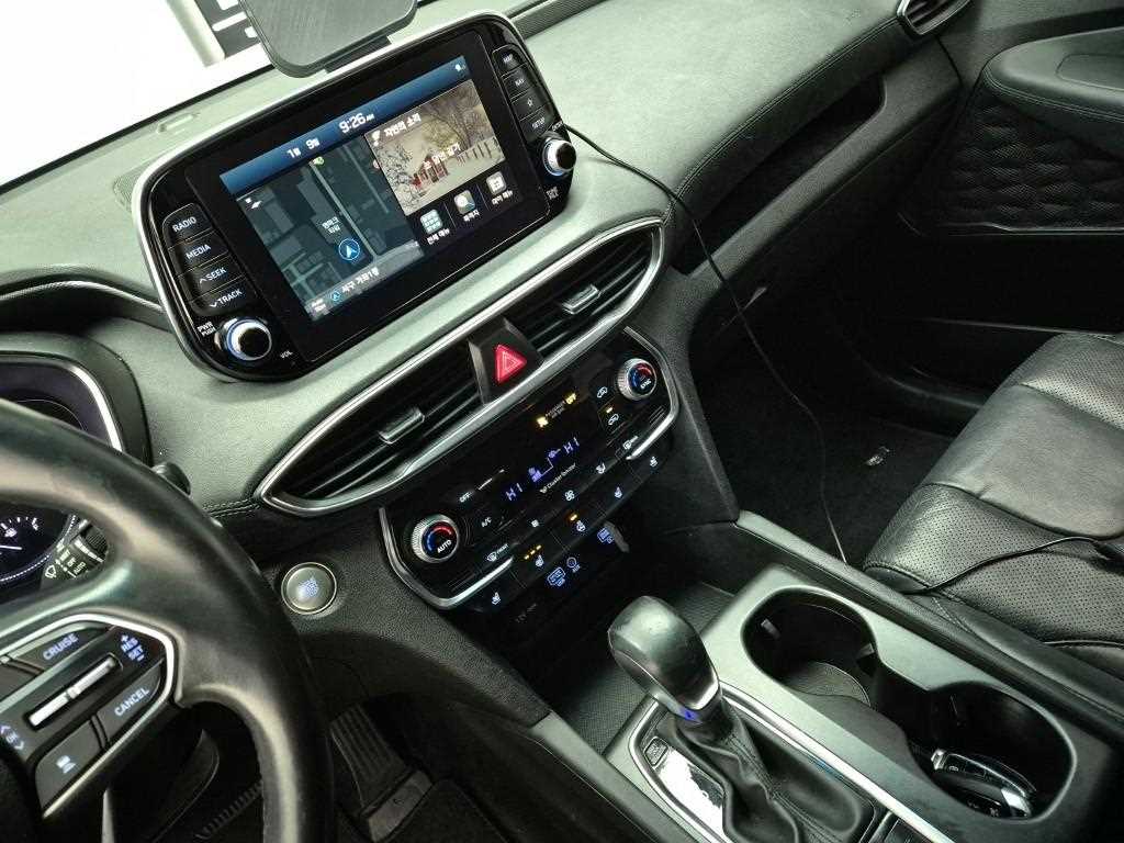 HYUNDAI Santa Fe - Vista 9