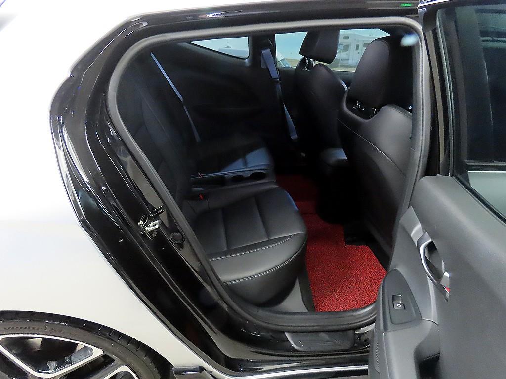 HYUNDAI Veloster - Vista 7